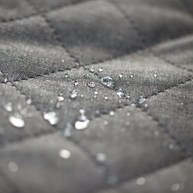 KONG 2-In-1 Bench Seat Cover & Dog Hammock 10 KONG 2-In-1 Bench Seat Cover & Dog Hammock - Image 8