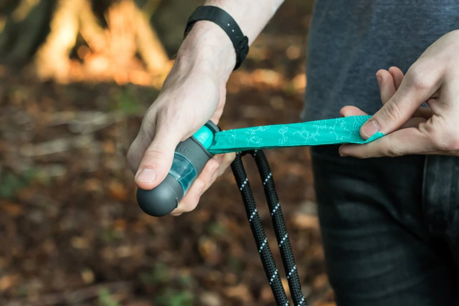 KONG HandiPOD Interchangeable Starter Kit Dog Poop Bag Dispenser 7 KONG HandiPOD Interchangeable Starter Kit Dog Poop Bag Dispenser - Image 5